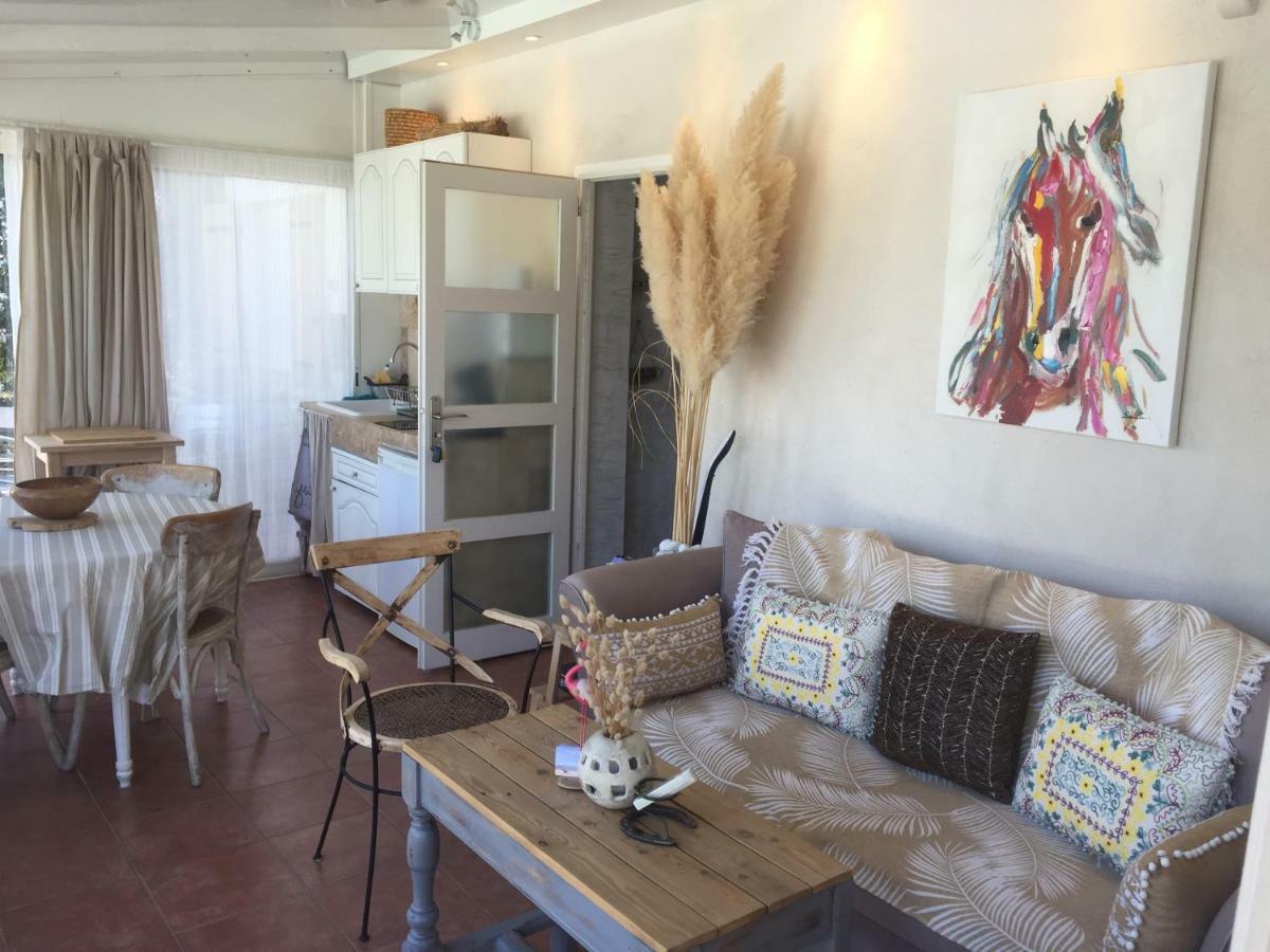 Hotel mazet provençal à Saint-Gilles  Extérieur photo